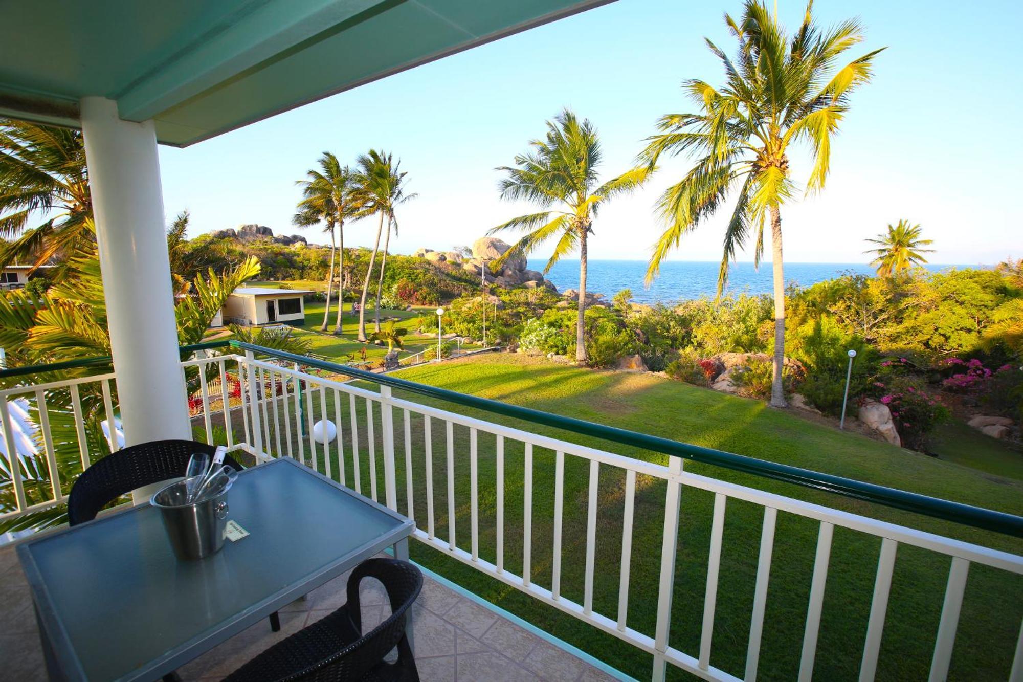 Whitsunday Sands Resort Bowen Exterior photo